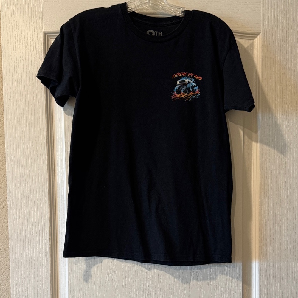 Tilly's Black Short Sleeve Tee